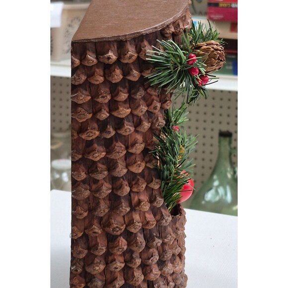 Pinecone Woodland Christmas Decor with Plush Teddy & Ornament - Picture 4 of 7